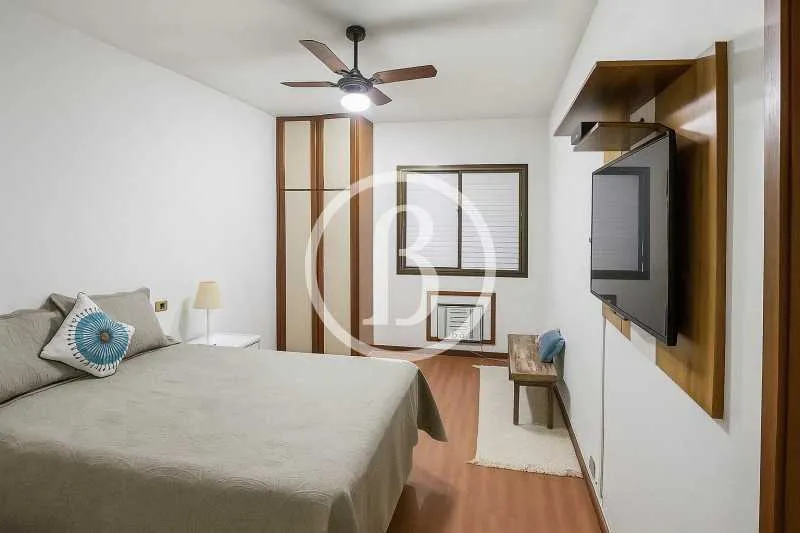59 m² apartment with a jacuzzi and a water view — photo 6