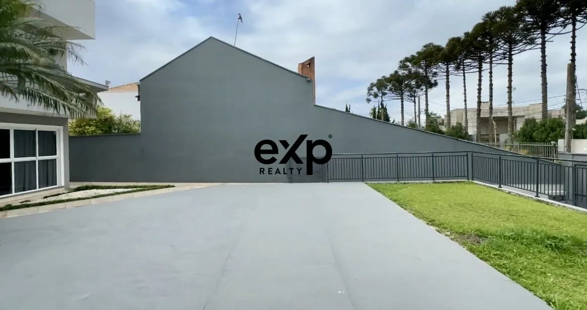 Rental house with 4 bedrooms and 3 bathrooms — photo 53