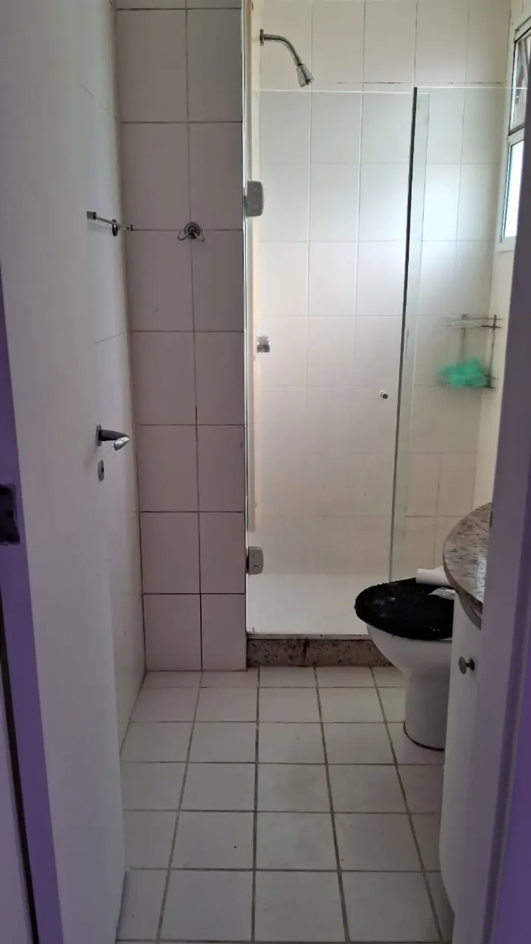 One-bedroom apartment in a building with a coworking space — photo 10