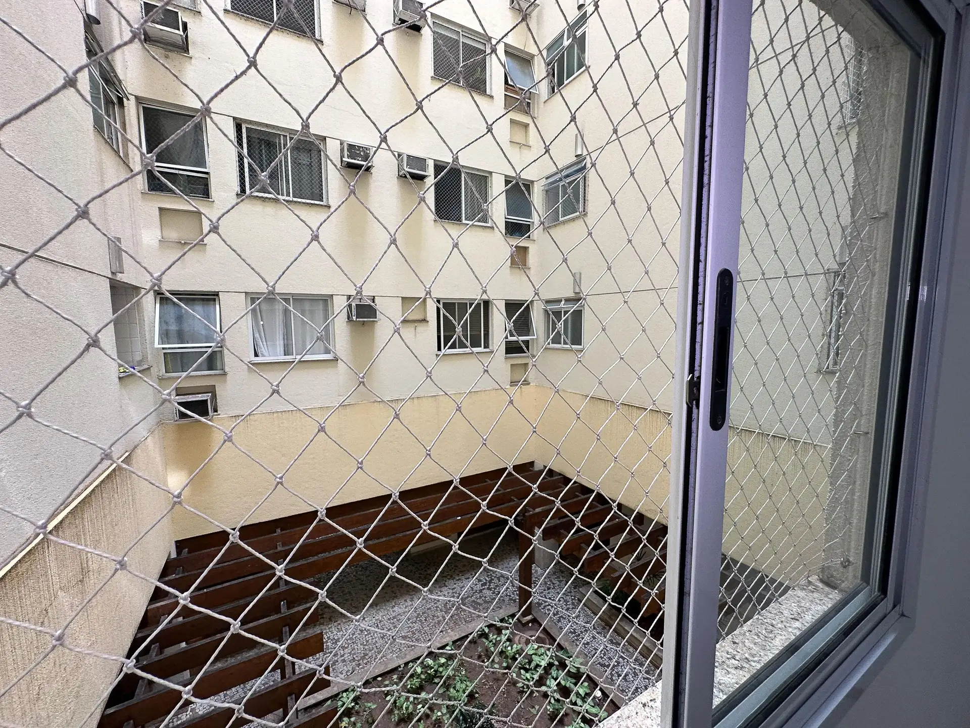 3-bedroom apartment in a building with a sauna — photo 29