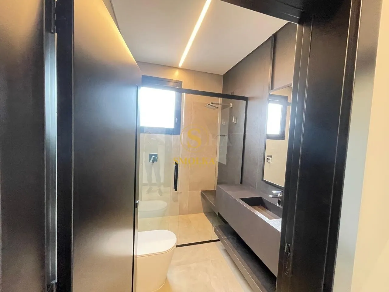 Меблированный дом 645 м² с 5 спальнями и 7 санузлами — photo 10