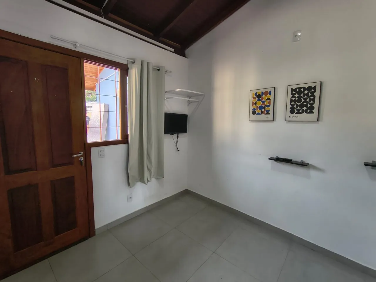 1-bedroom apartment with open-plan kitchen and 22 m² — photo 3