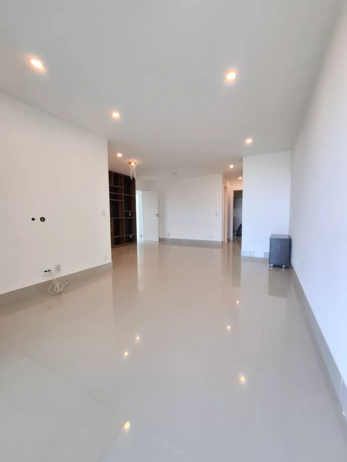 Apartment, 122 m², with a glass-enclosed balcony — photo 25