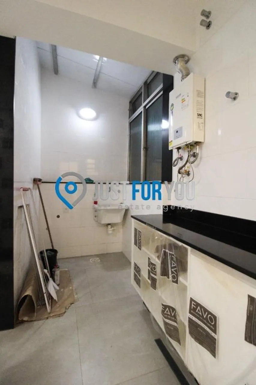 3-bedroom apartment with separate kitchen, 210 m² — photo 13