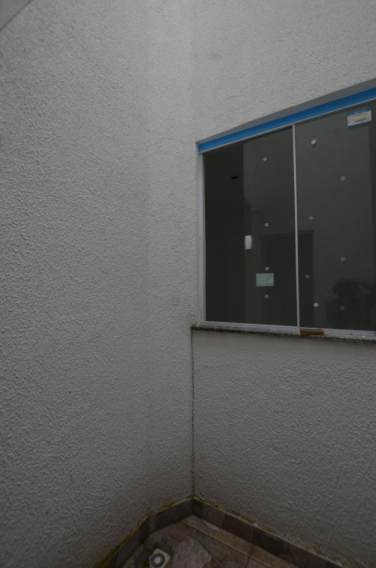 2-bedroom house with a bathtub — photo 18