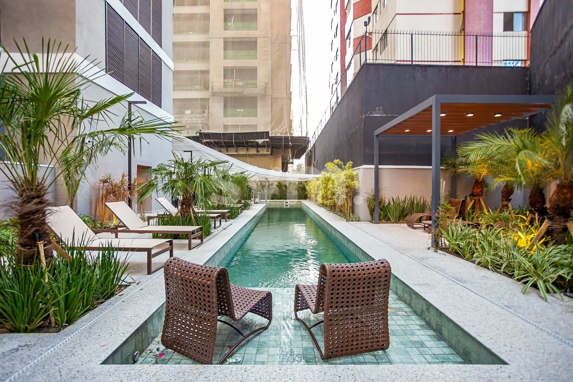 Apartamento mobiliado com 1 quarto e varanda, 43 m² — photo 28