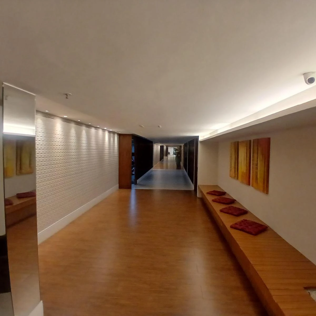 Mountain view in a 3-bedroom apartment, 83 m² — photo 41