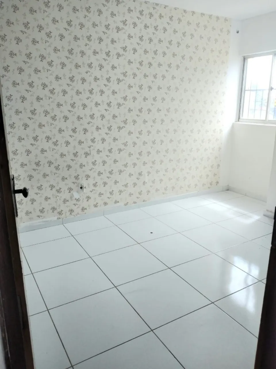 Unfurnished apartment with gas stove and 2 bathrooms — photo 12