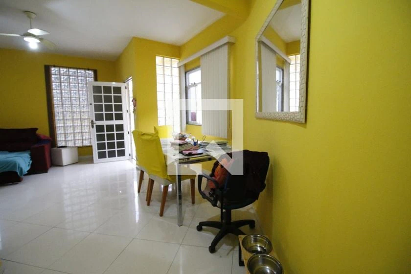 Apartamento de 260 m² com banheira e espaço de home office — photo 16