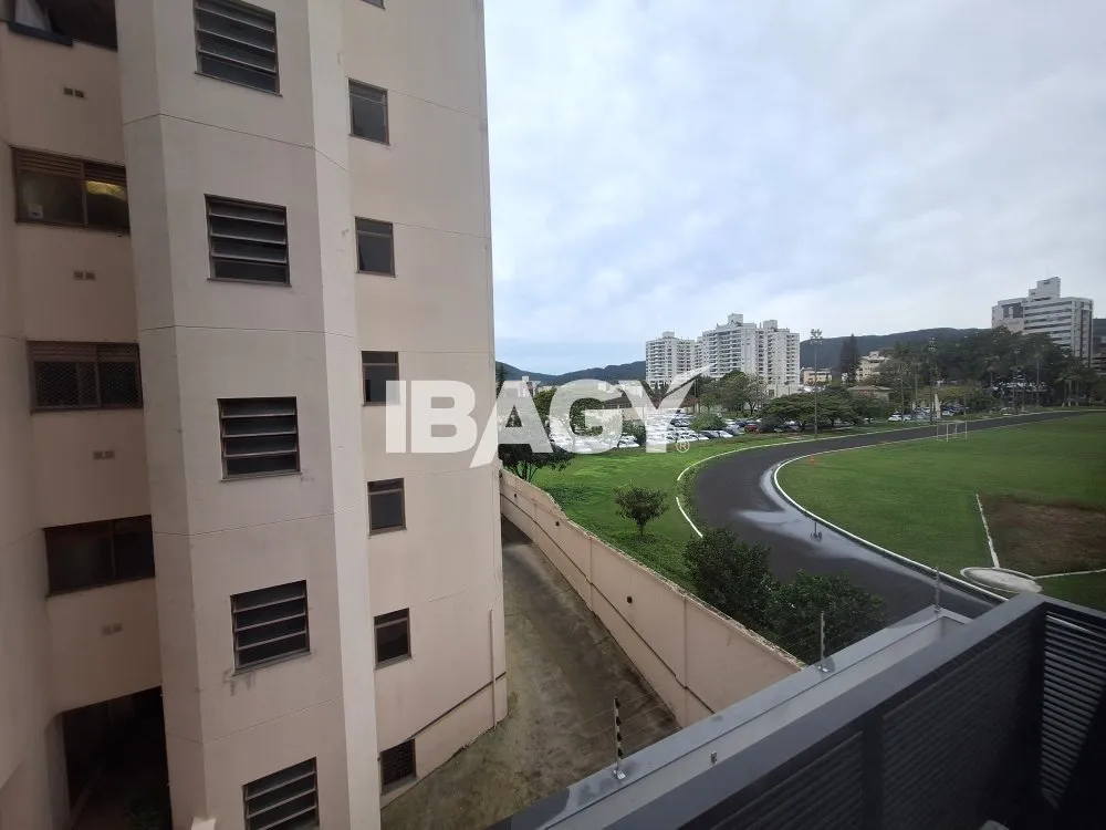 Studio mobiliado de 40 m², com mini-cozinha — photo 19