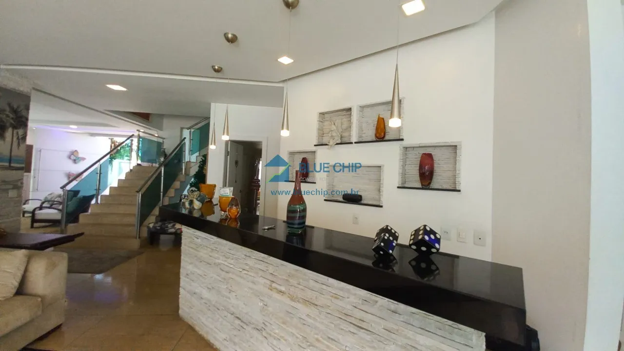 Unfurnished house for rent with 5 suites and a balcony — photo 16