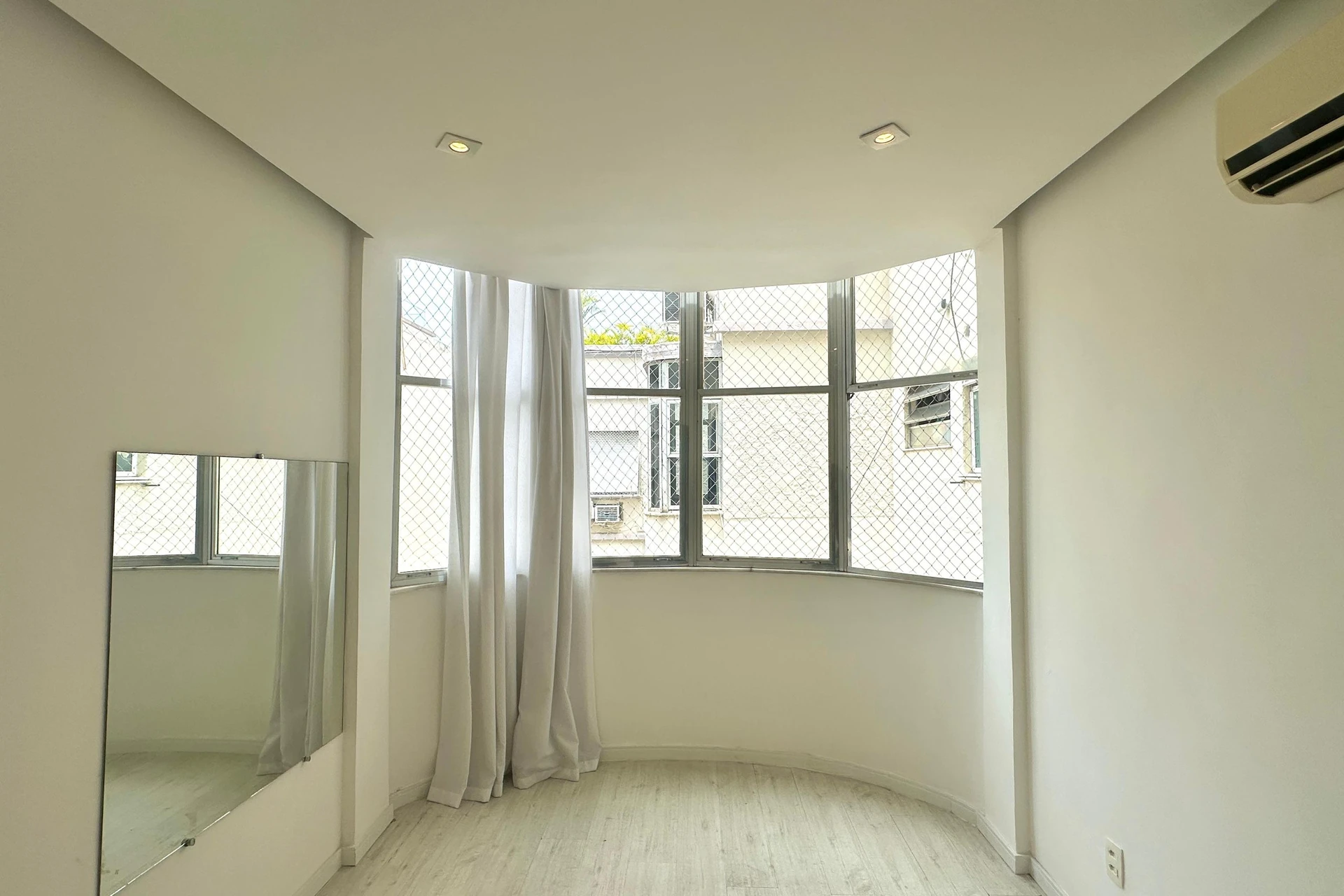 Apartamento mobiliado com 2 quartos e cozinha americana — photo 31