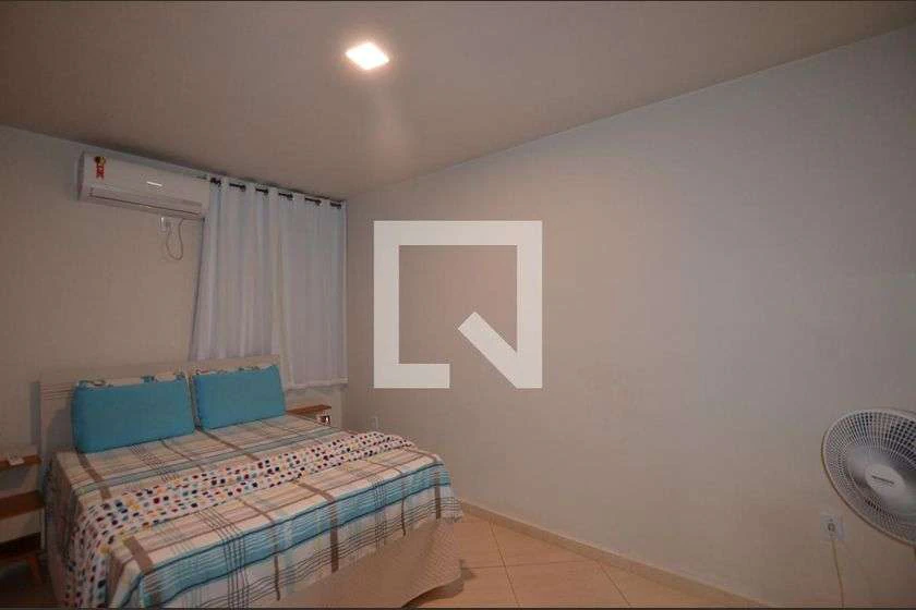 Furnished apartment with 2 bedrooms and a balcony — photo 12