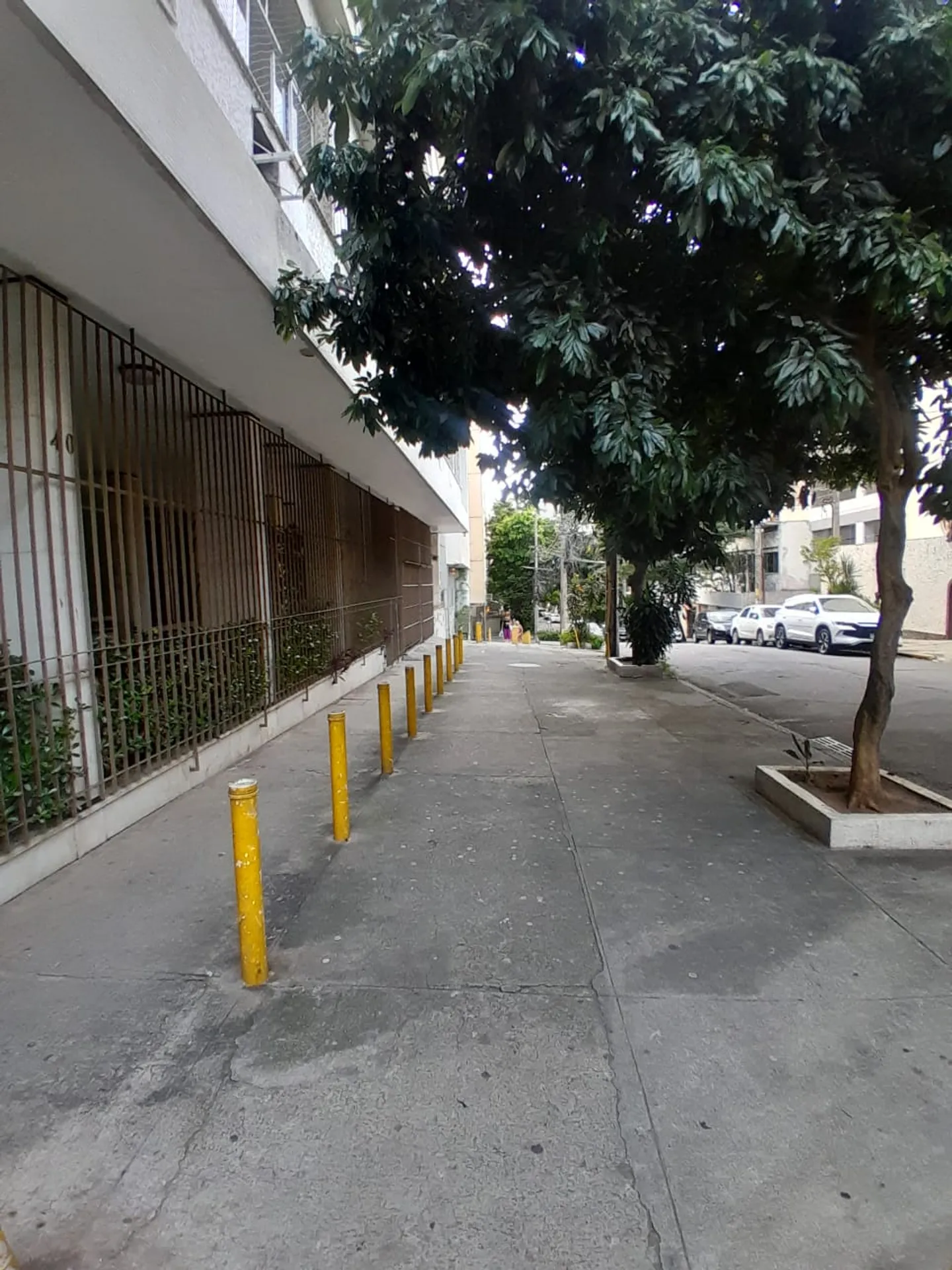 Unfurnished apartment with 2 bedrooms and 1 bathroom — photo 34