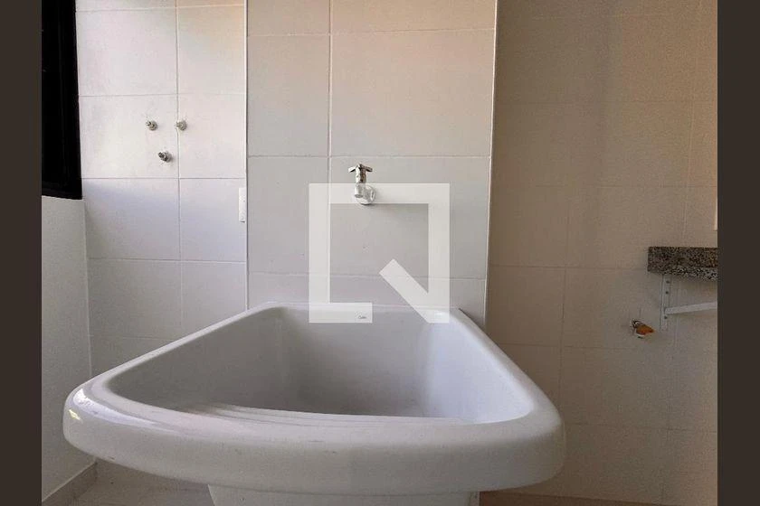 Квартира с 3 спальнями и балконом, 65 м² — photo 13
