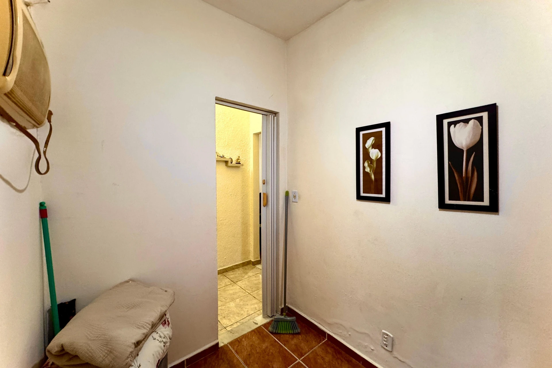 2-bedroom apartment with a washing machine — photo 20