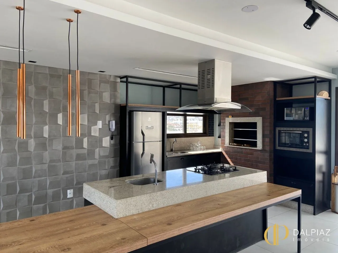Furnished 46 m² studio with balcony and built-in grill — photo 9