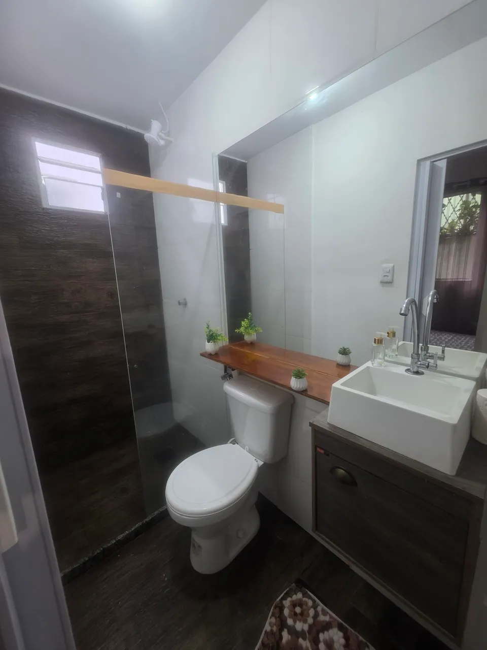 Estudio amueblado con 1 baño y ducha con vidrio — photo 4