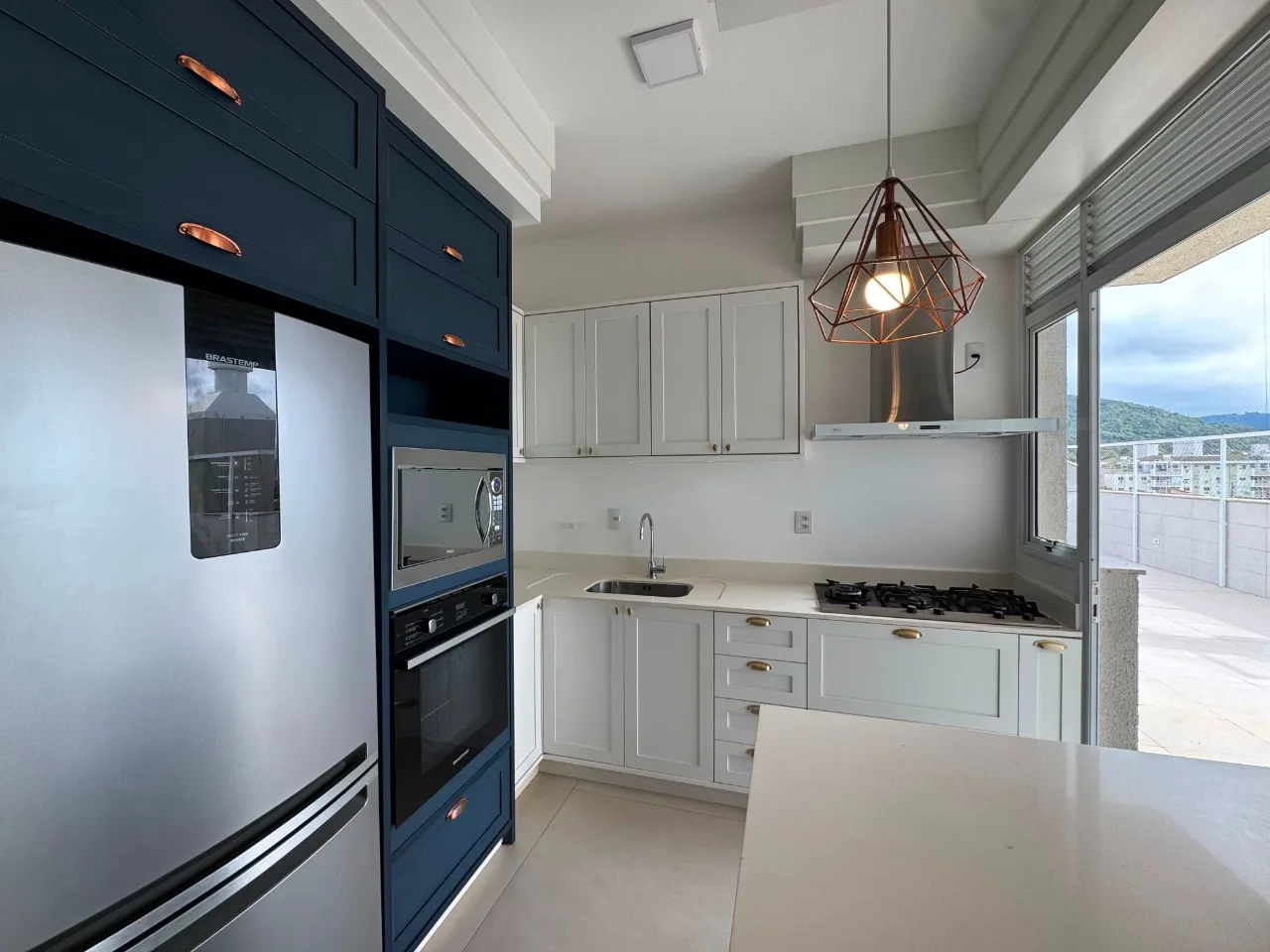 3-bedroom apartment in a building with a pool — photo 6