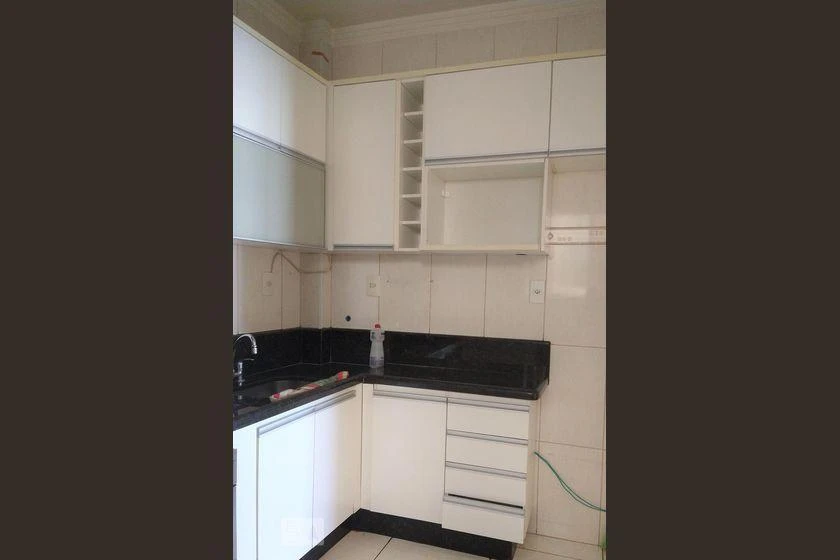 Невелика квартира з 2 спальнями 55 м² і окремою кухнею — photo 44