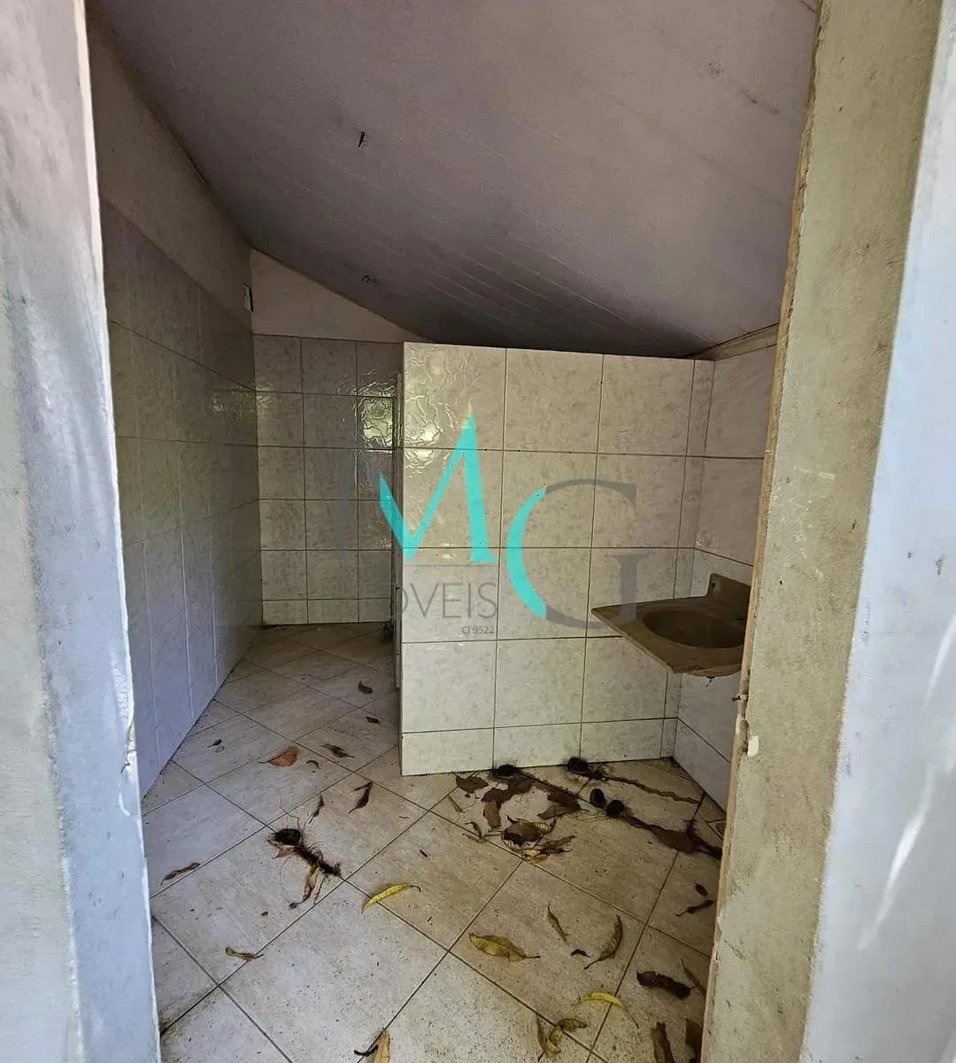 Casa ampla sem mobília com 720 m², 1 quarto e 4 banheiros — photo 21