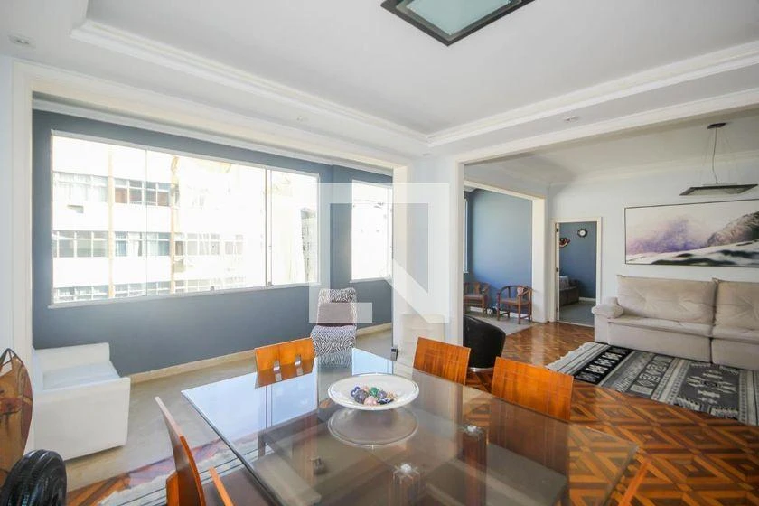 Furnished apartment, 230 m², with a walk-in closet — photo 34