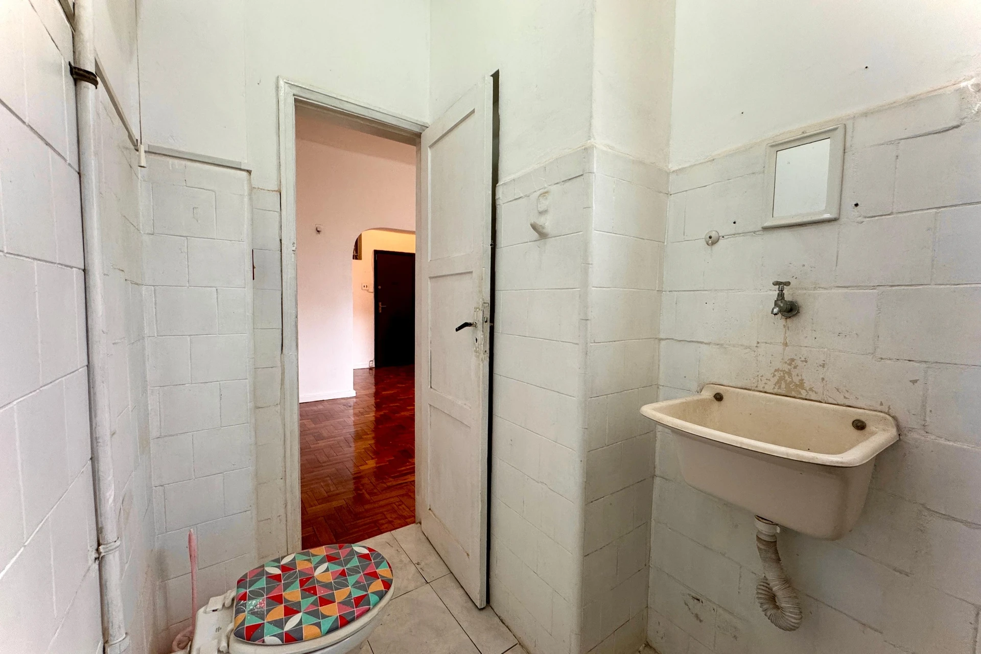 Apartamento de 1 quarto e 1 banheiro com fogão a gás — photo 11