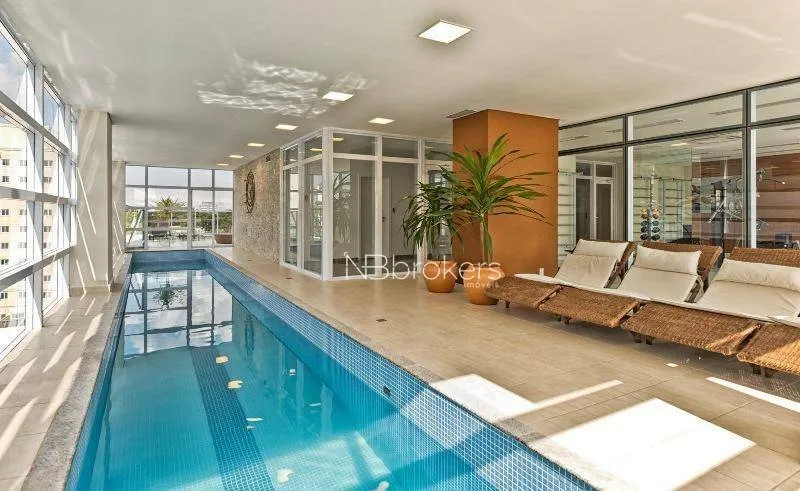 1-bedroom apartment with a private garden space — photo 28
