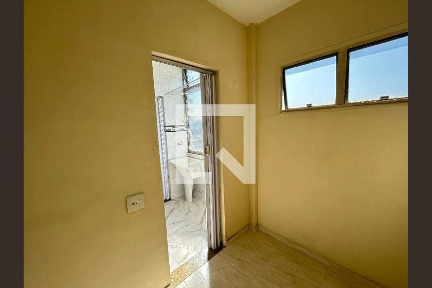 2-bedroom 68 m² apartment with a closed kitchen — photo 36