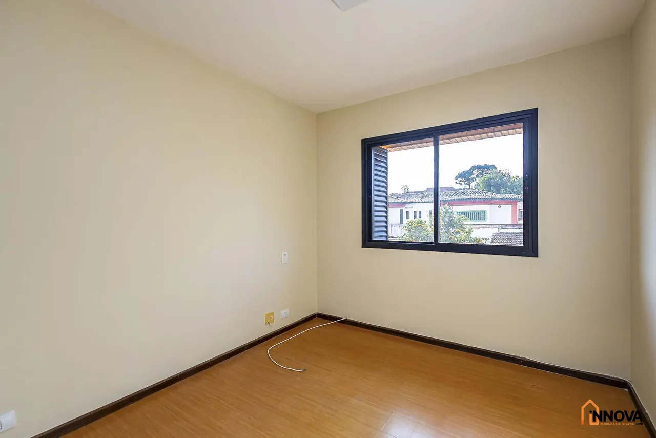 Незмебльована квартира з 3 кімнатами та 187 м² — photo 16