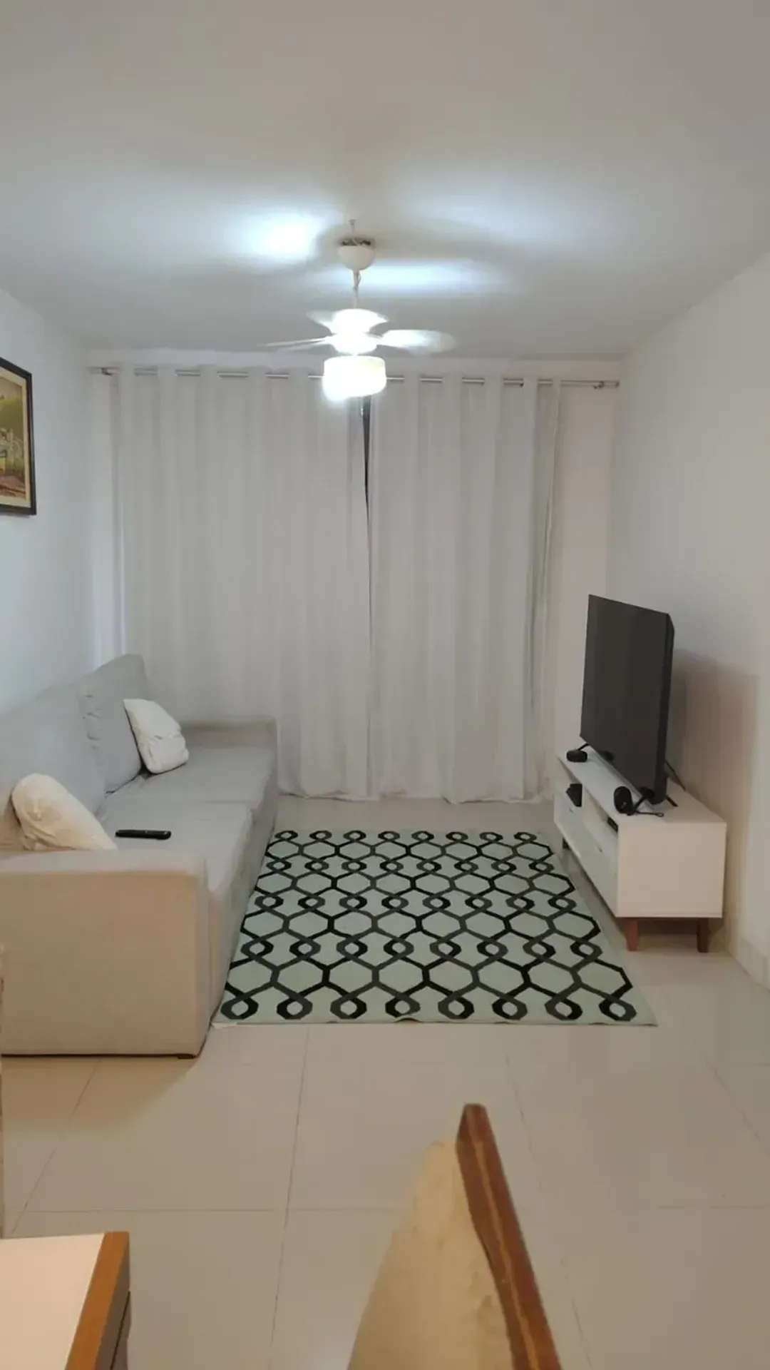 Furnished 2-bedroom apartment with balcony and 3 baths — photo 2