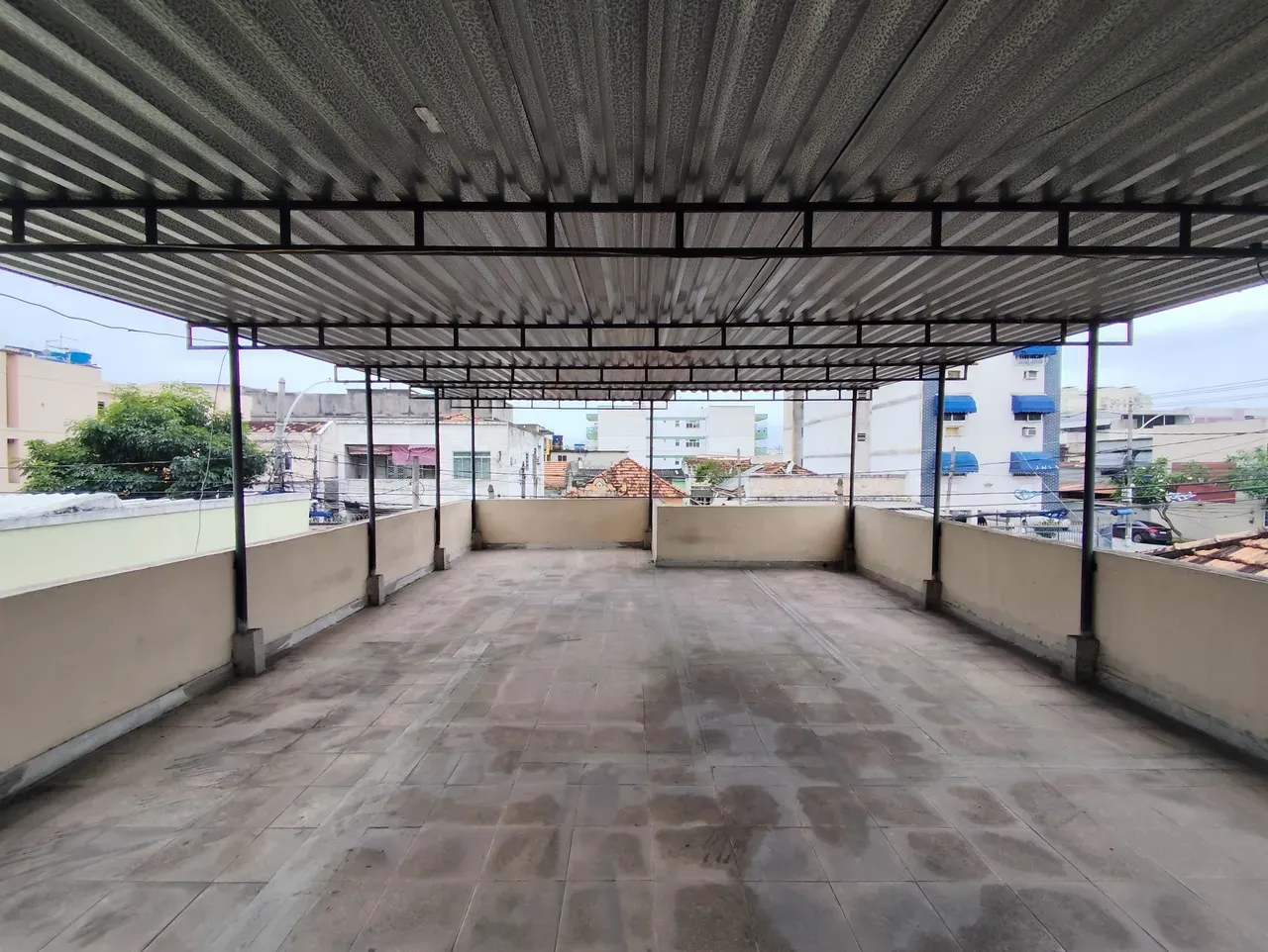 House with 3 bedrooms and 3 bathrooms, 1 parking spot — photo 38