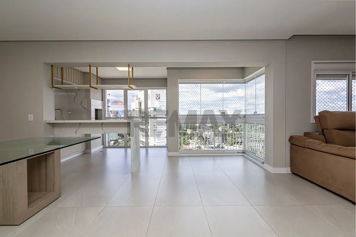 Furnished apartment with 2 bedrooms and 2 parking spaces, 195 m² — photo 2