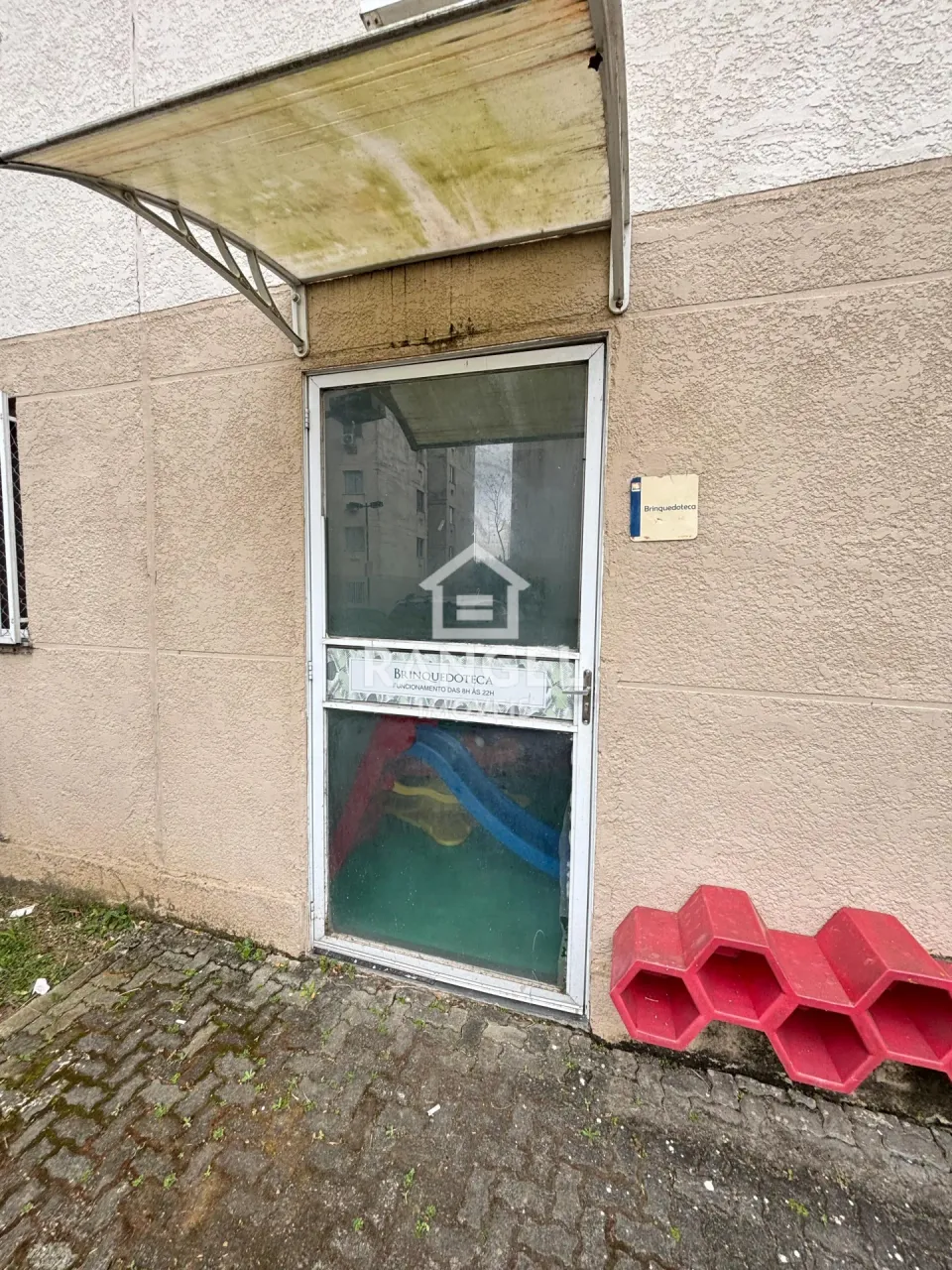 Furnished apartment with 2 bedrooms and 1 bathroom — photo 15