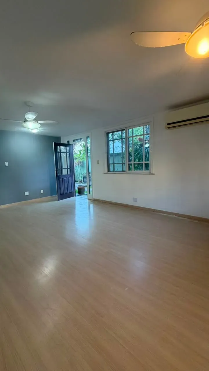 Rental house with 4 bedrooms and 3 bathrooms — photo 11