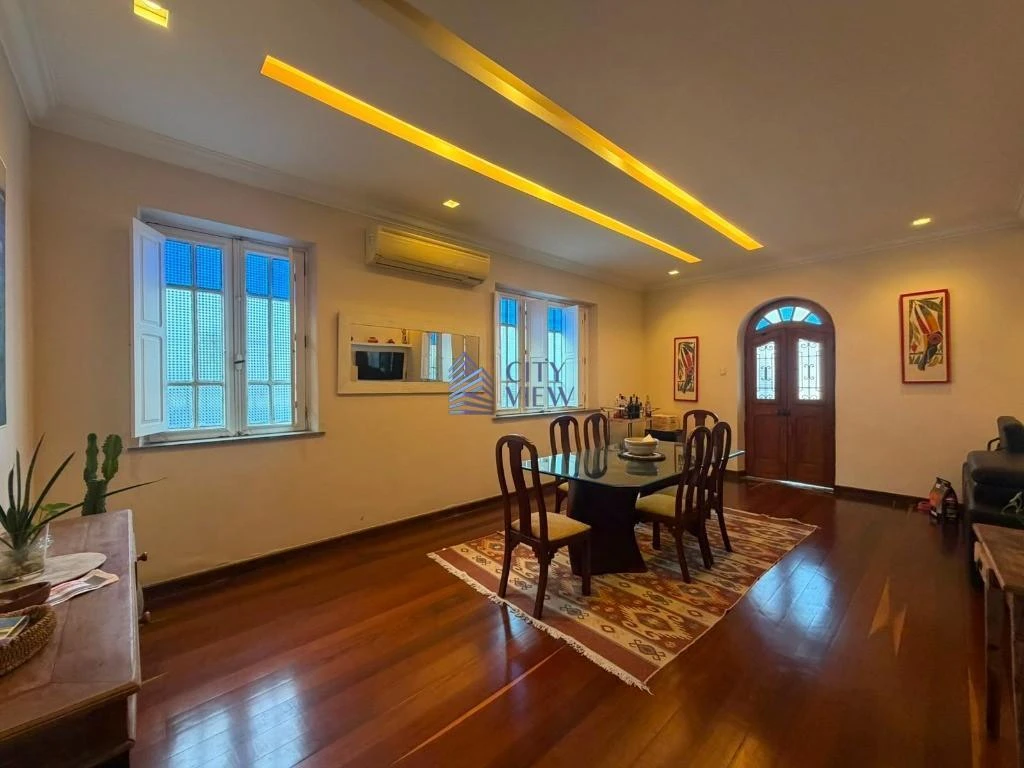 4-bedroom 500 m² house with 5 bathrooms — photo 6