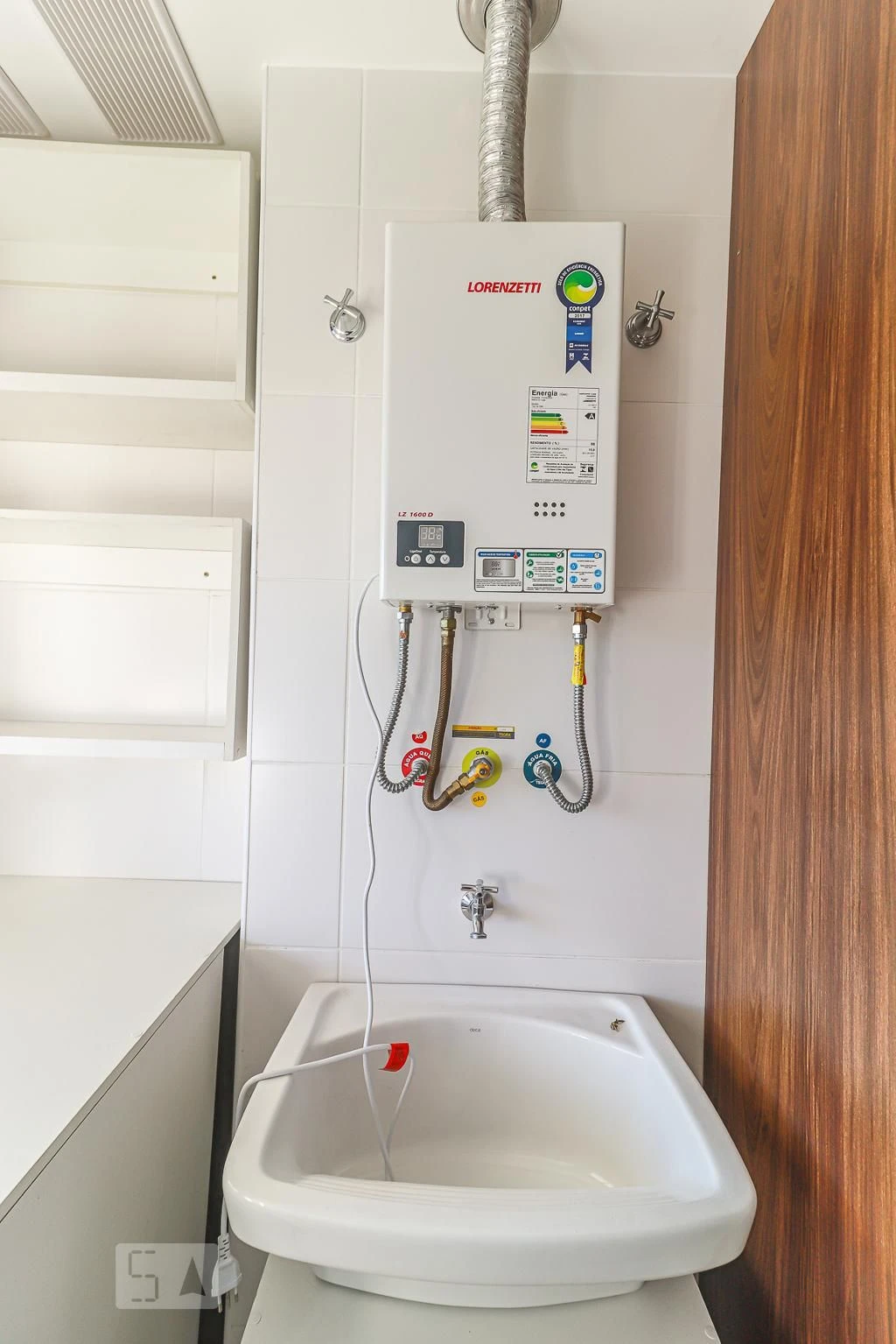 Apartamento sem mobília com 3 quartos e cozinha a gás — photo 23