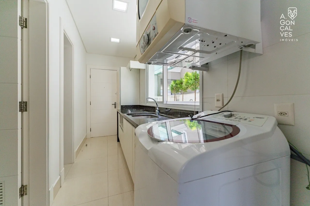 Furnished house with open-plan kitchen and 3 suites — photo 10