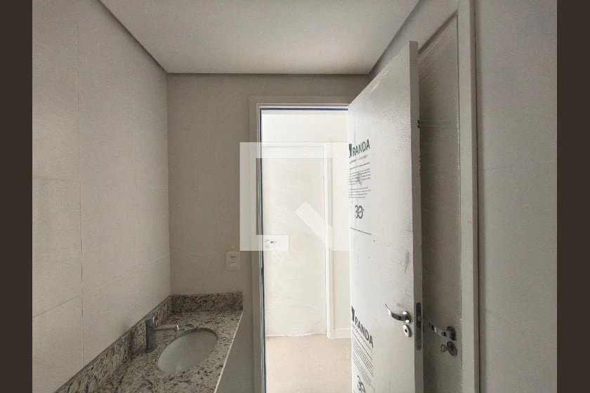 73 m² apartment with a balcony and 3 bedrooms — photo 3