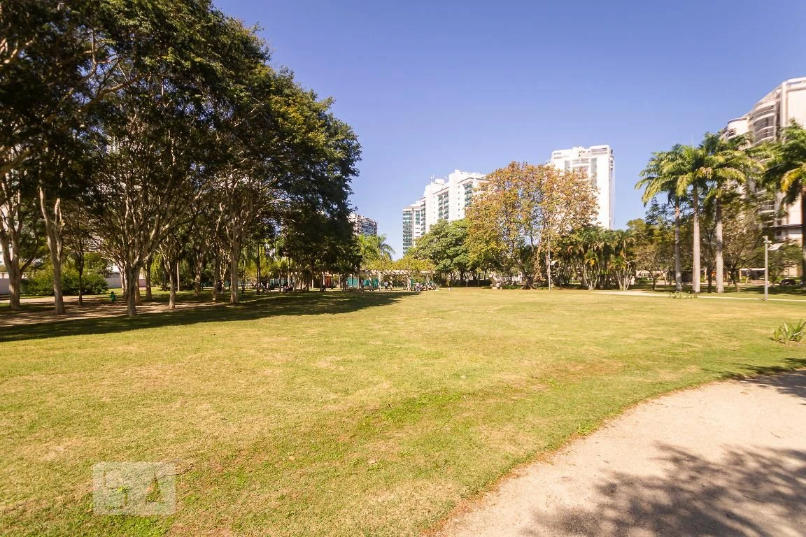 Apartamento para aluguel com 2 quartos e 2 banheiros — photo 49