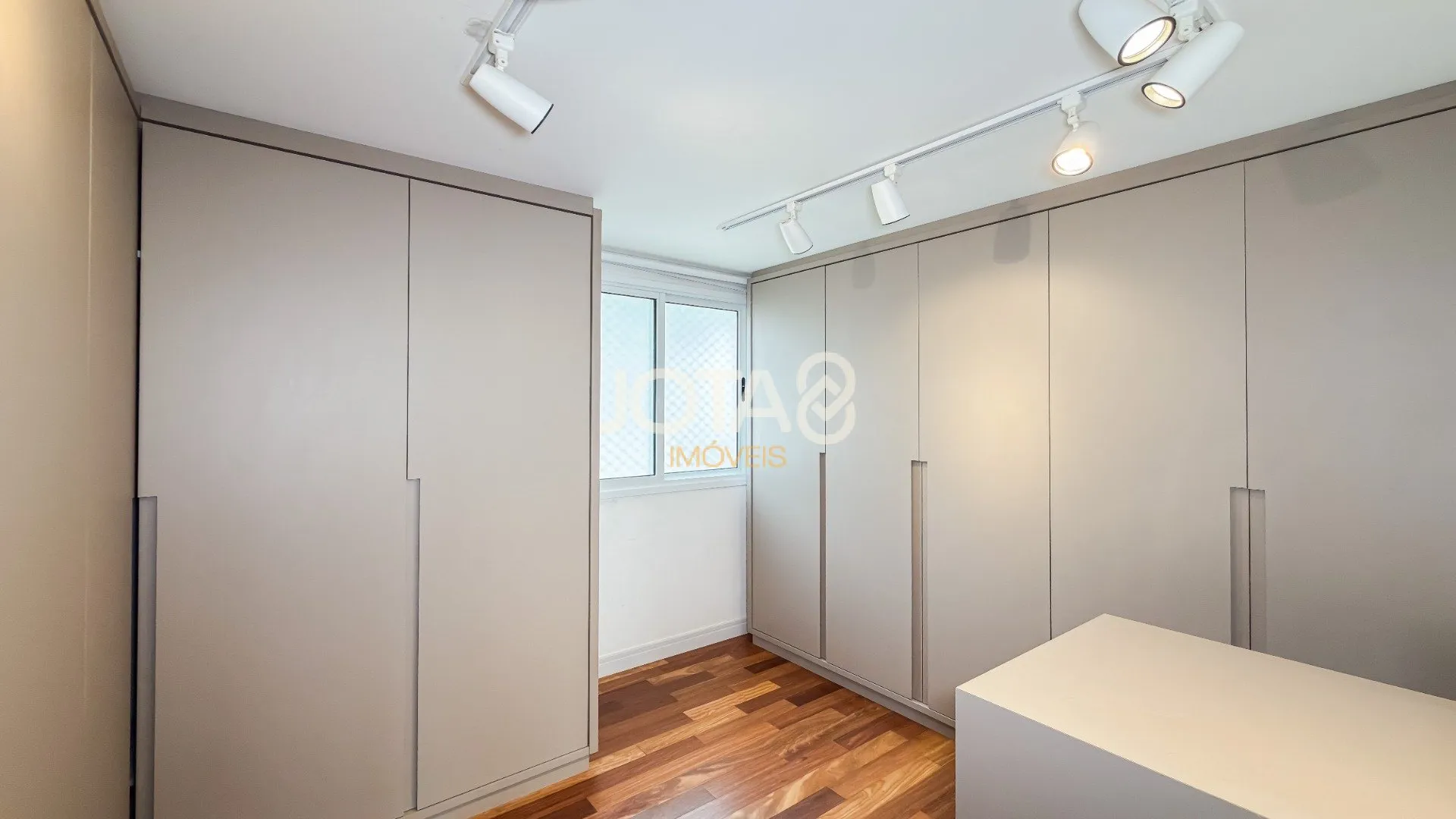 Куполоподібна квартира з 2 спальнями і 284 м² — photo 23