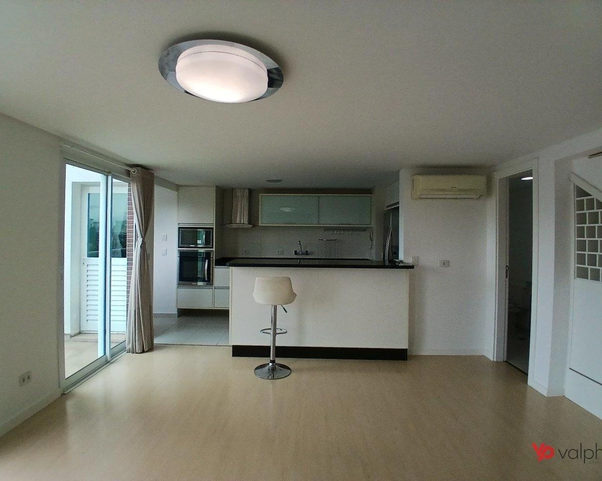 Home office in a 2-bedroom apartment, 105 m² — photo 21