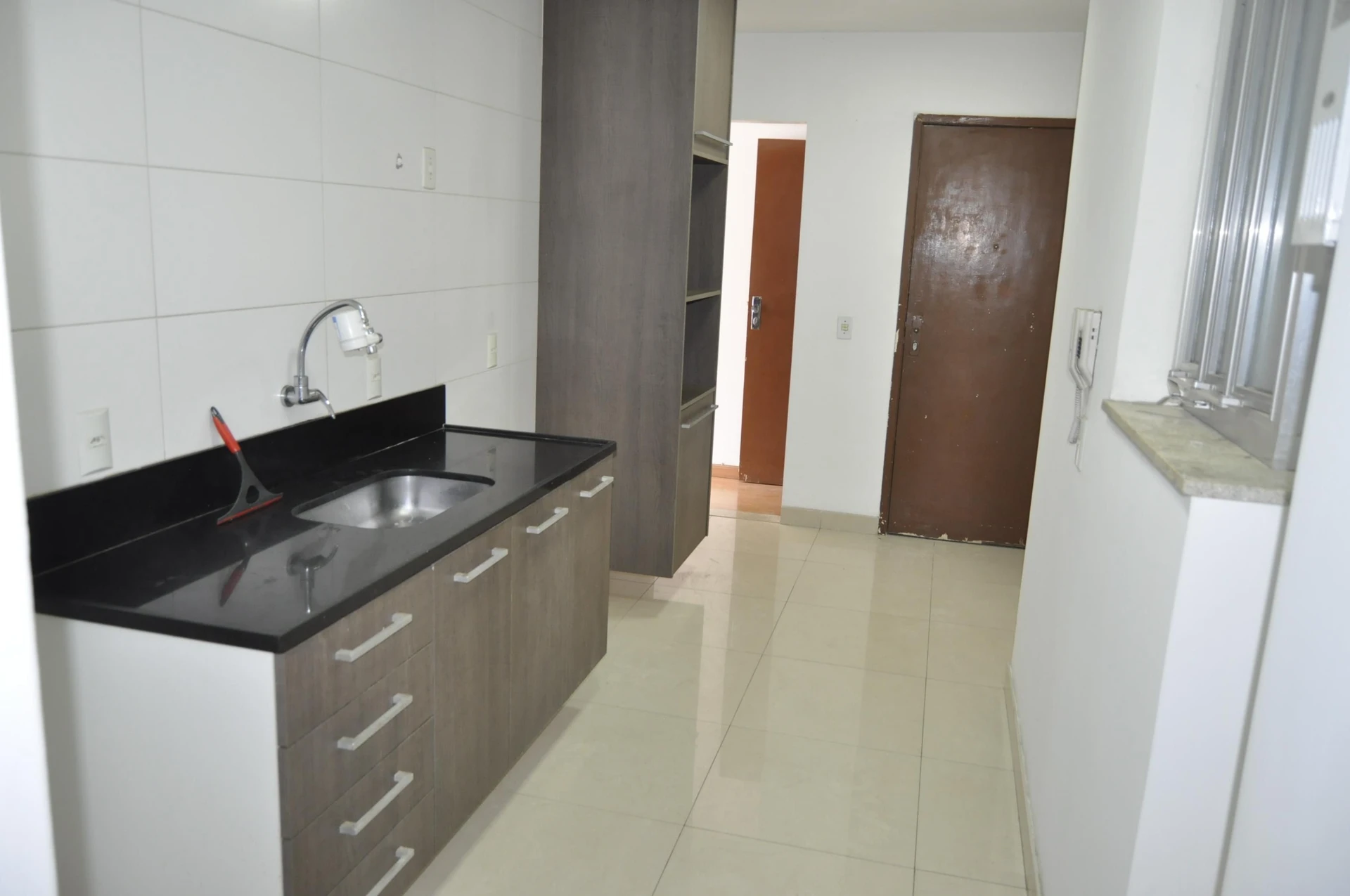 2-bedroom apartment with a private garden — photo 7