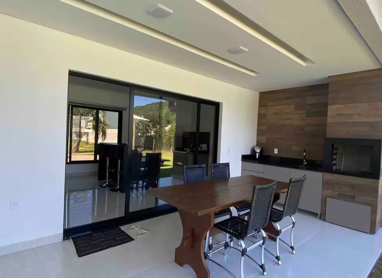 House with 3 bedrooms and 3 bathrooms plus balcony — photo 6