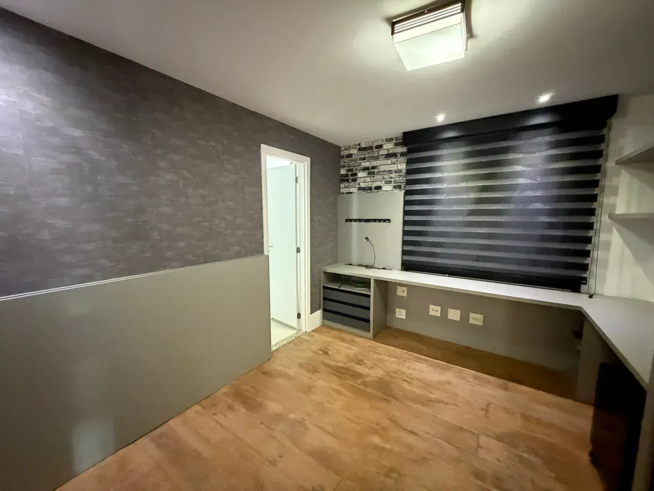 Furnished 3-bedroom apartment with open-plan kitchen — photo 5