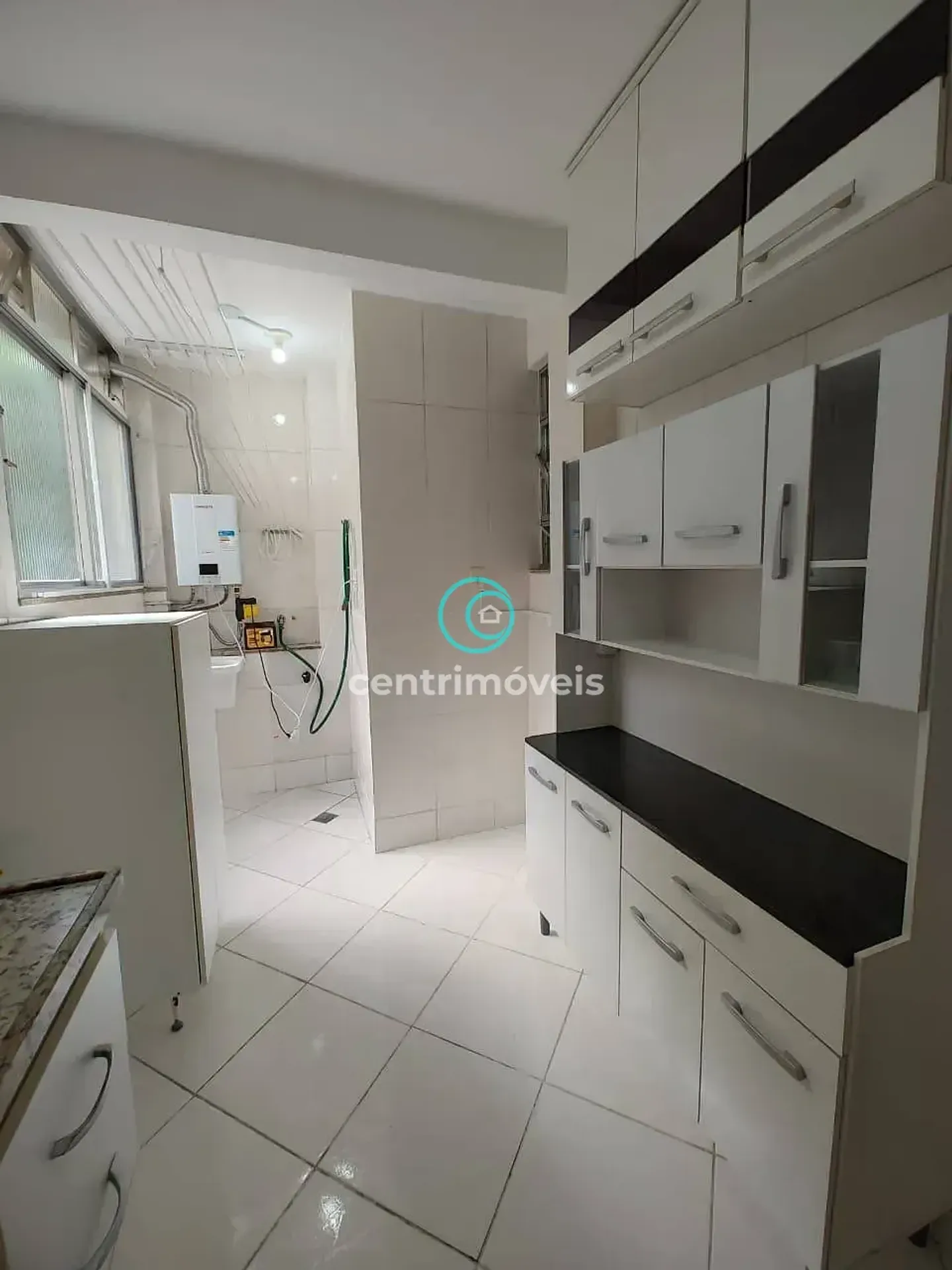Wood or laminate floors in a 2-bedroom apartment, 50 m² — photo 28