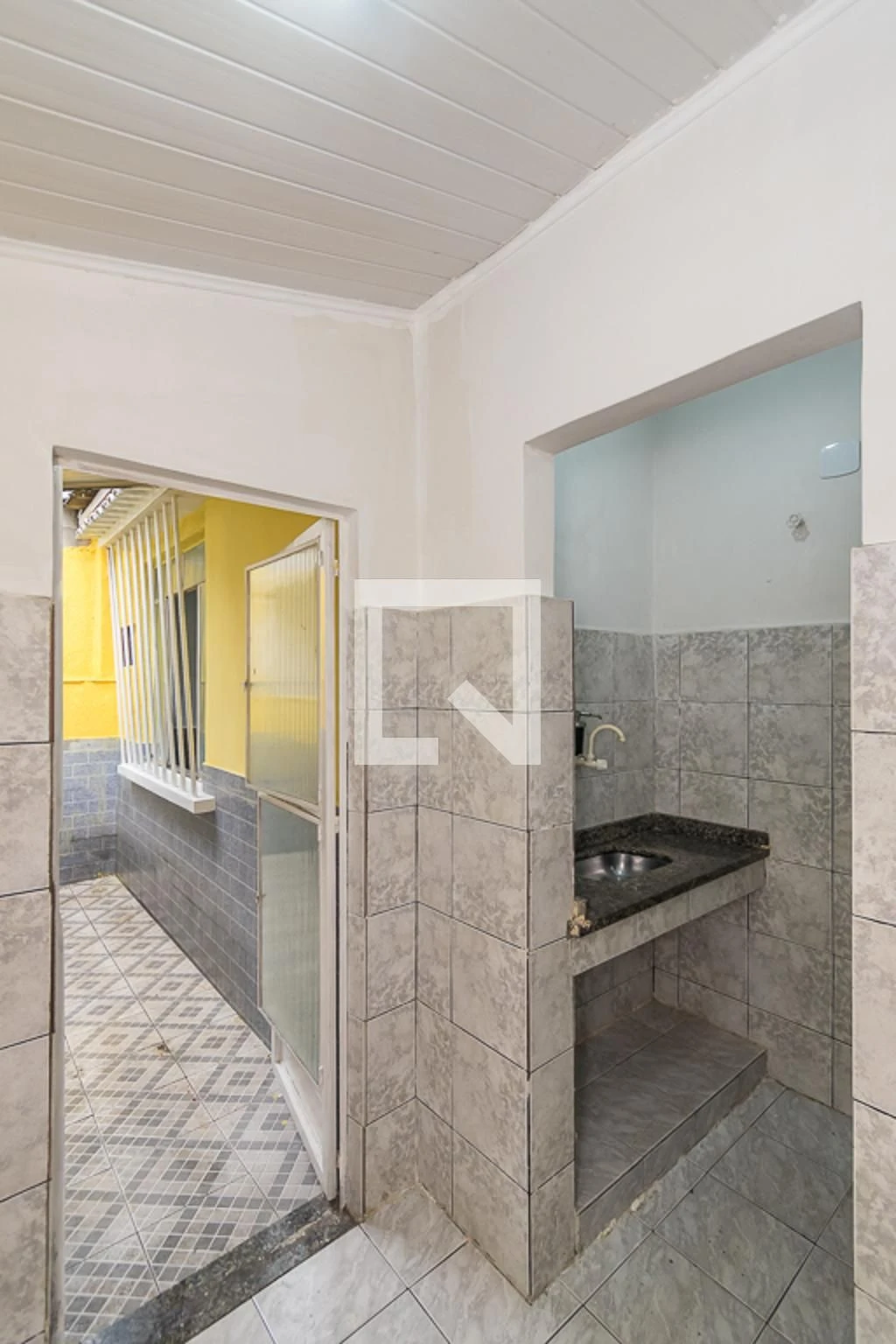 House, 190 m², with a private BBQ — photo 40