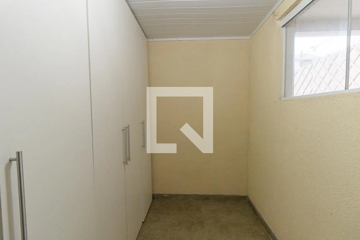 3-bedroom house with a private pool in Curitiba — photo 50
