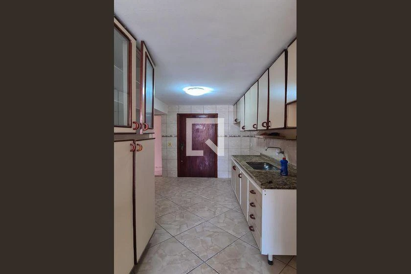Apartamento con 3 dormitorios, suite y balcón con zona de lavado — photo 67