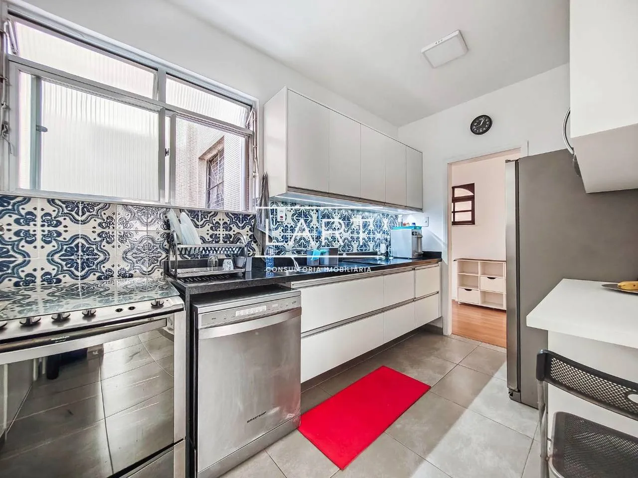 Apartamento de 310 m² com lava-louças e banheira — photo 6